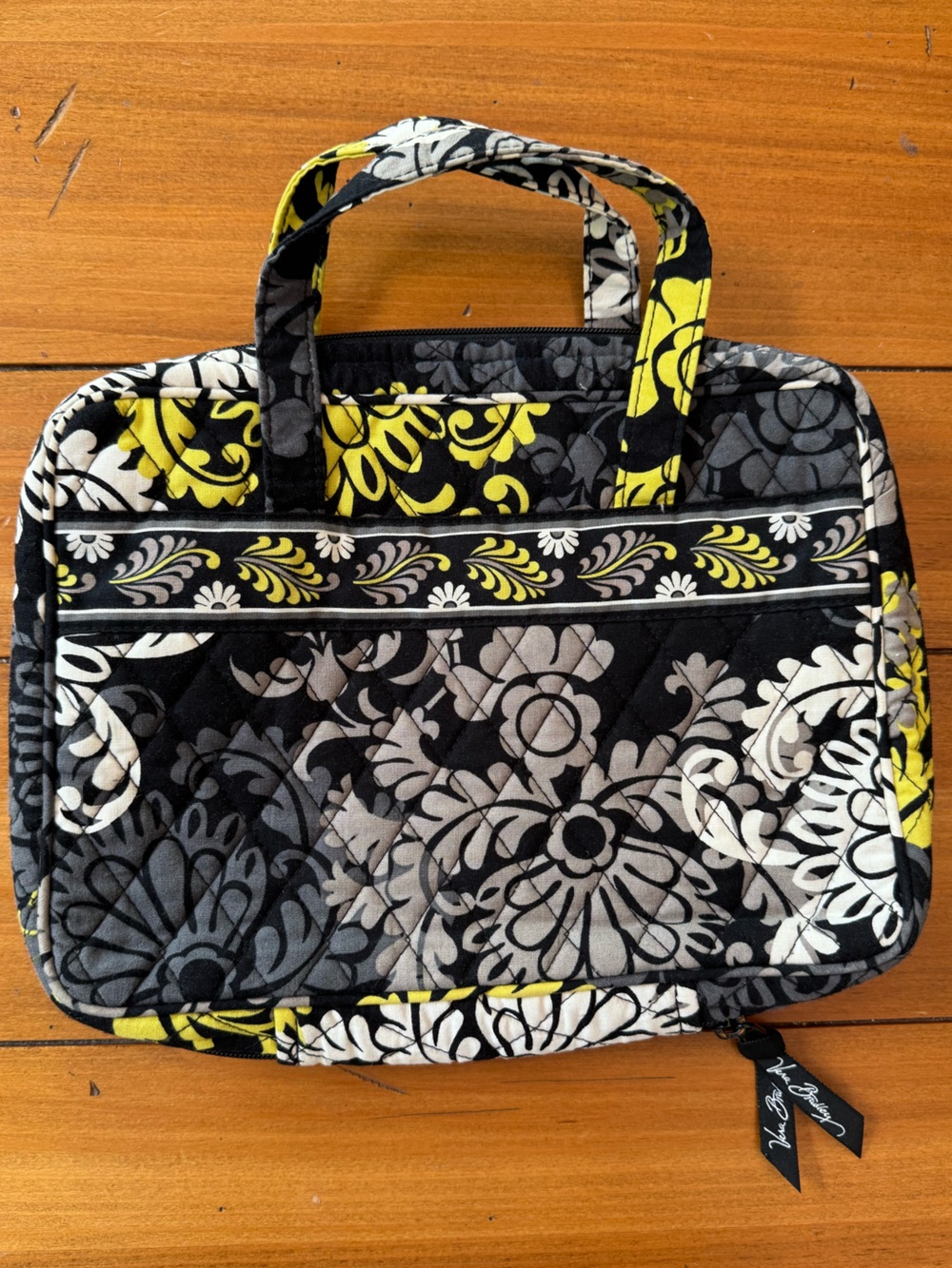 Vera Bradley Good Book Cover/Bible Cover – Baroque Pattern
